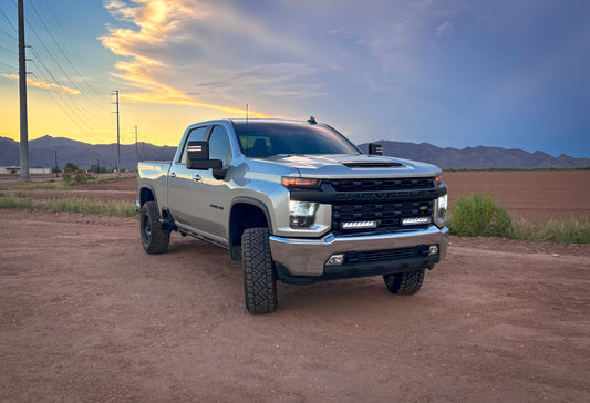 Triple-R Chevrolet Silverado 2500/3500 LT Grille Kit with LR-1000 Beacon - GK-USCS2500-BCN-01K
