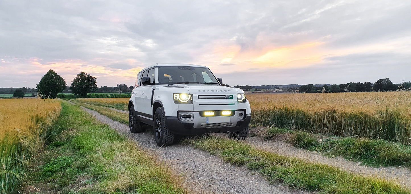 Triple-R Land Rover Defender Grille Kit with LR-750 Elite - GK-USDEF750-ELITE-01K