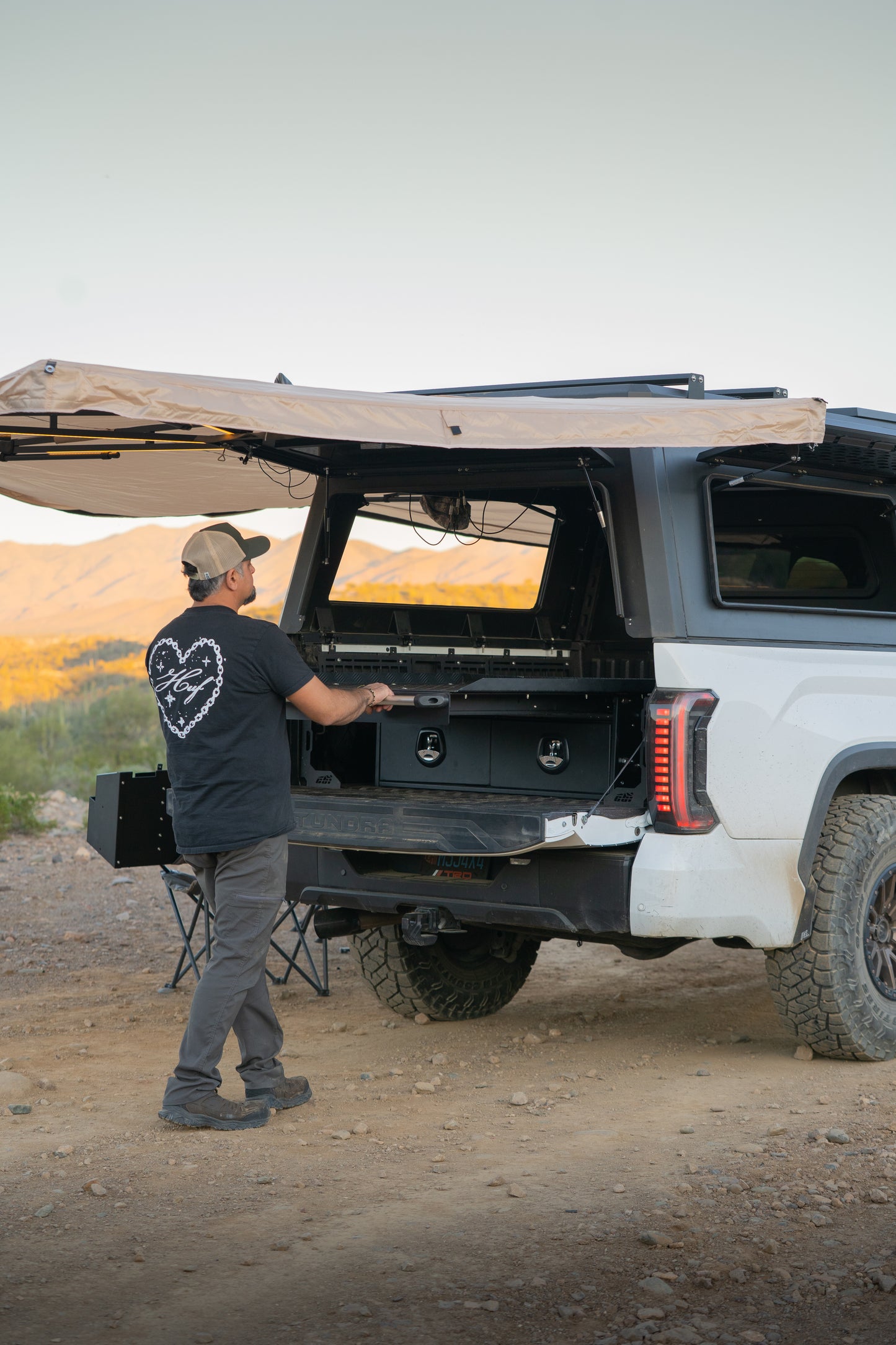 Drawers with integrated Bed Slide